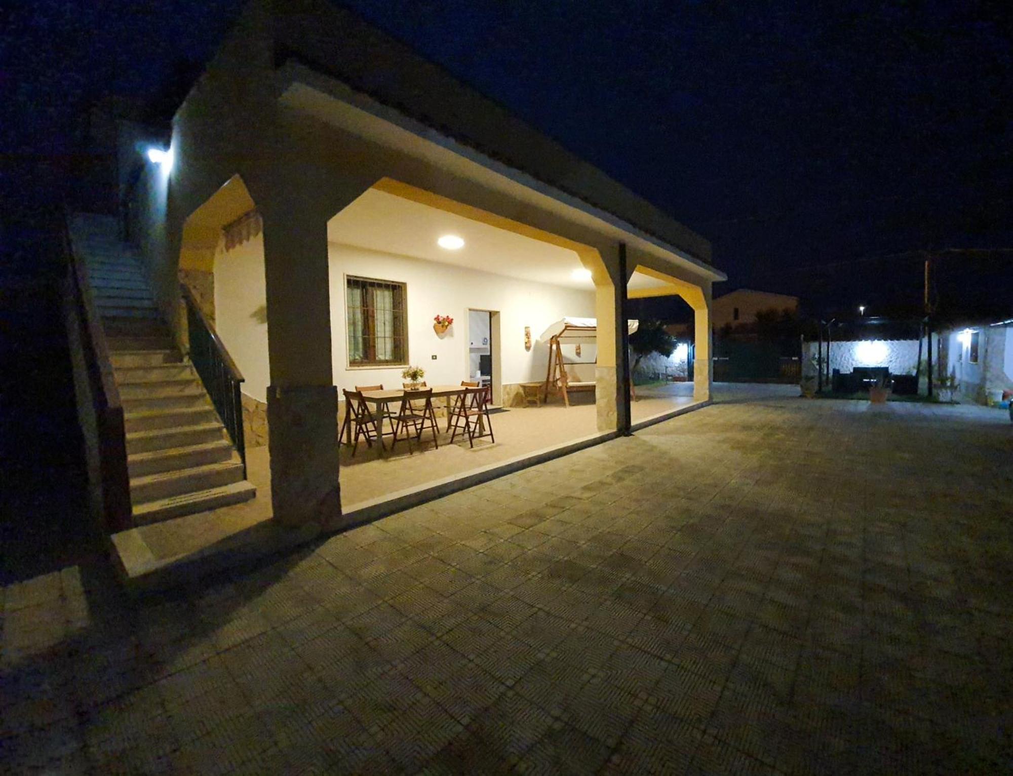 Villa La Sosta - 150M Dal Mare - Patio Privato E Areal Relax Arenella  Εξωτερικό φωτογραφία